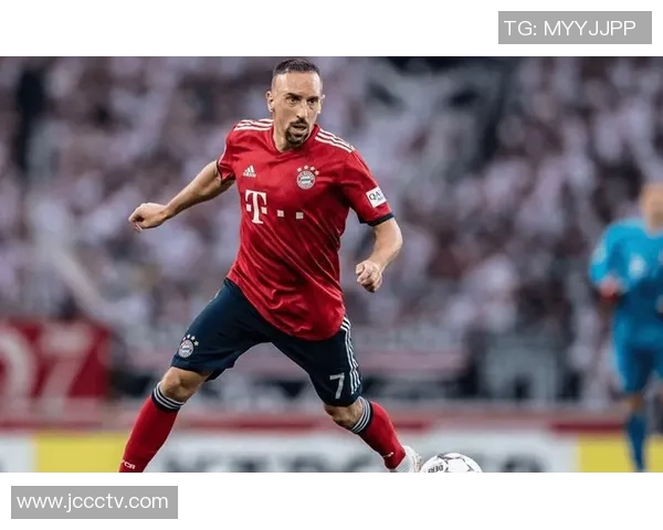 2025年全球最帅年轻足球球星颜值排名前十榜单揭秘