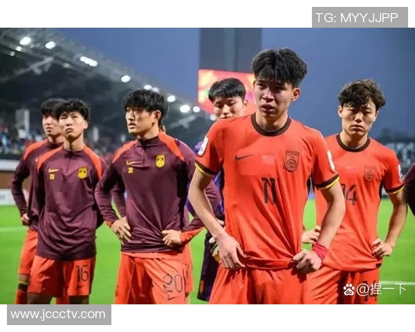 中国足球历届传奇球星风采回顾与经典瞬间展示