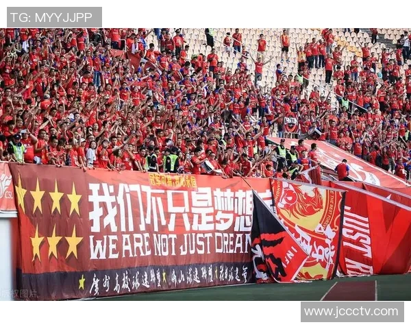 中国金元足球时代十大球星盘点与影响力解析 中国金元足球时代十大球星盘点与影响力解析