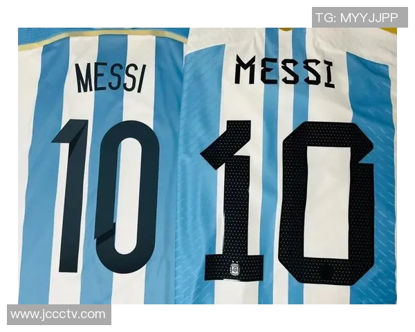 全球足坛经典传奇:老一辈足球巨星前十排名与辉煌事迹解析 全球足坛经典传奇:老一辈足球巨星前十排名与辉煌事迹解析