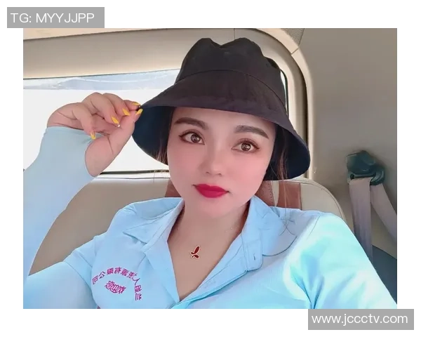 抖音独家采访足球女星 分享她们背后的奋斗与梦想